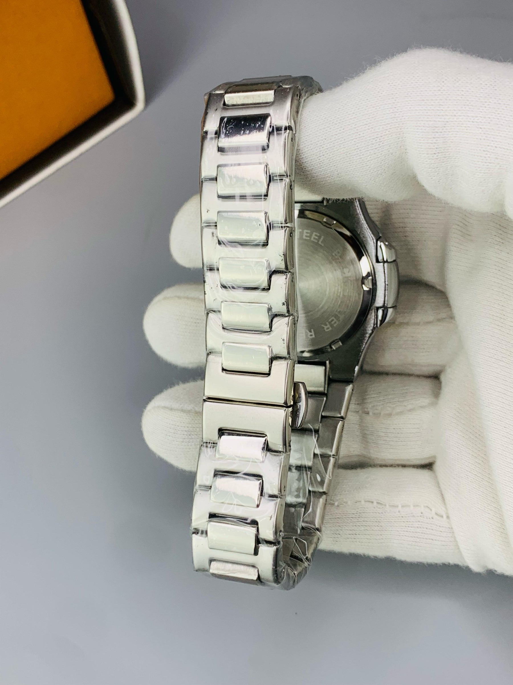 PATEK PHILIPPE stone case mens watch