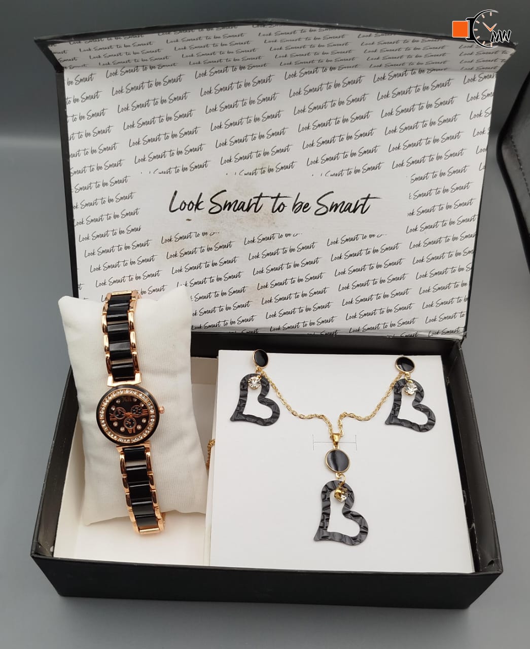 BRANDS COLLECTION WOMEN WATCH +LOCKET SET